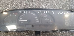 Opel Vectra B Compteur de vitesse tableau de bord 90569739JN