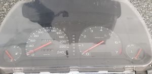 Subaru Outback Compteur de vitesse tableau de bord 0201064