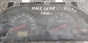 Mitsubishi Space Runner Compteur de vitesse tableau de bord MR381549