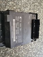 Opel Vectra C Module de fusibles 13168781EG