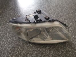 Chrysler Voyager Lampa przednia 04857710AB