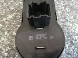 Opel Astra J Light switch 13268697