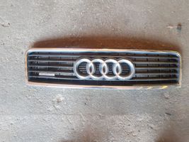 Audi A6 S6 C5 4B Grotelės viršutinės 4B0853651F