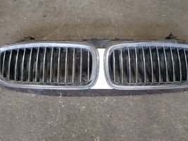 BMW 7 E65 E66 Griglia superiore del radiatore paraurti anteriore 7037727