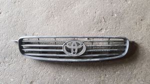 Toyota Avensis T220 Grille calandre supérieure de pare-chocs avant 