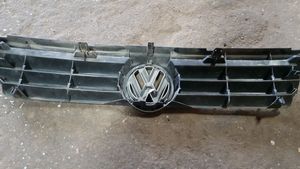 Volkswagen Polo III 6N 6N2 6NF Etupuskurin ylempi jäähdytinsäleikkö 
