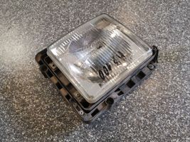 Mercedes-Benz 100 W631 Lampa przednia 