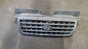 Hyundai Trajet Grille calandre supérieure de pare-chocs avant 