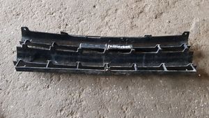 Land Rover Freelander Grille calandre supérieure de pare-chocs avant 