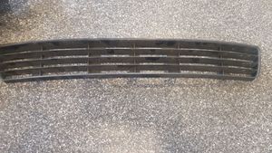 Audi A4 S4 B5 8D Grille inférieure de pare-chocs avant 