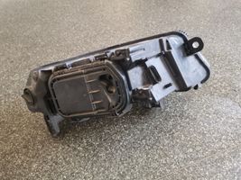 Audi A6 S6 C6 4F Lampa przednia 