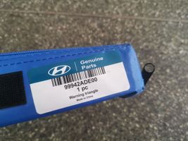 Hyundai Kona I Cartel de señalización de peligro 99942ADE00