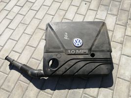 Volkswagen Polo III 6N 6N2 6NF Couvercle cache moteur 030129607AS