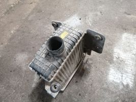 Hyundai Trajet Chłodnica powietrza doładowującego / Intercooler 2827027120