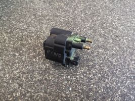 Renault Laguna I High voltage ignition coil 7700850999