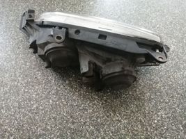 Toyota Avensis T220 Faro/fanale 54534380