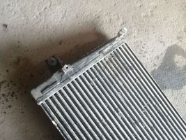 Jeep Cherokee Chłodnica powietrza doładowującego / Intercooler 52079499AC