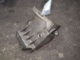 Audi A8 S8 D3 4E Supporto della pompa del carburante 057130147R