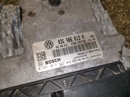 Skoda Fabia Mk2 (5J) Sterownik / Moduł ECU 03G906013M