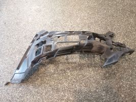 Mercedes-Benz C W205 Staffa di rinforzo montaggio del paraurti anteriore A2058850565