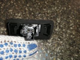 Toyota Yaris Lampa oświetlenia tylnej tablicy rejestracyjnej 