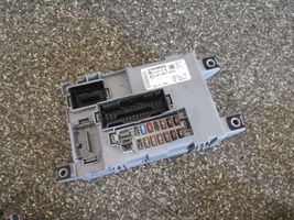 Peugeot Bipper Module de fusibles 01363580080