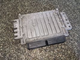 Renault Scenic I Sterownik / Moduł ECU 8200046477