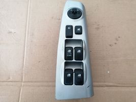 KIA Sportage Interruttore di controllo dell’alzacristalli elettrico 4834931110