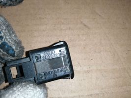 Audi A8 S8 D2 4D Alarm switch 8L0962109