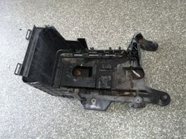 Volkswagen Golf V Vassoio scatola della batteria 1K0915333C