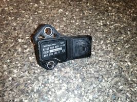 Volkswagen Touran II Air pressure sensor 0281002399