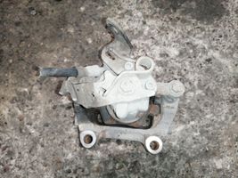 Volkswagen Touran II Rear brake caliper 