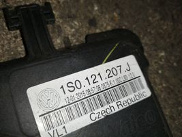 Skoda Citigo Jäähdyttimen jäähdytinpuhallin 1S0121207J