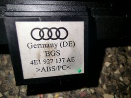 Audi A8 S8 D3 4E Hätävilkkujen kytkin 4E1927137AE