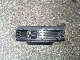 Mercedes-Benz E W211 Tailgate/trunk control unit/module A2118209426