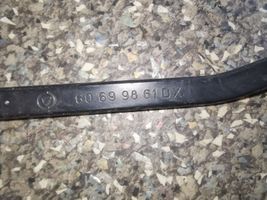 Alfa Romeo 159 Braccio della spazzola tergicristallo anteriore 60699861DX