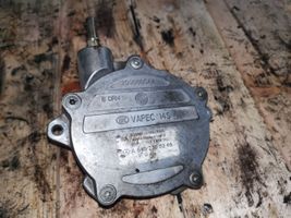 Mercedes-Benz A W169 Alipainepumppu A6402300265