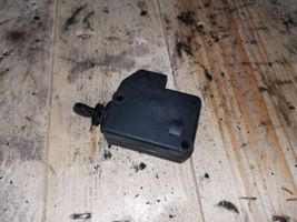 Volvo S40, V40 Fuel tank cap lock motor 