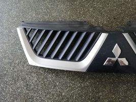 Mitsubishi Outlander Front bumper upper radiator grill 7450A037ZZ