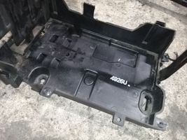 Opel Mokka X Boîte de batterie 42334926