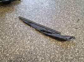 Opel Mokka X Rear wiper blade arm 