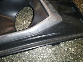 Audi A4 S4 B9 8W Priešrūkinio žibinto apdaila/ grotelės 8W0807681S