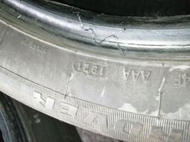 Volvo XC90 R18 summer tire 23560R18