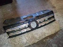 Volkswagen Amarok Grotelės viršutinės 2H6853651B