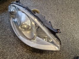 Mercedes-Benz A W169 Lampa przednia A1698200661