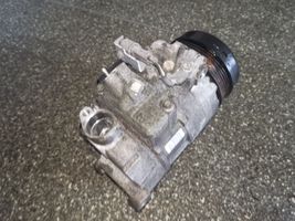 Mercedes-Benz SLK R172 Ilmastointilaitteen kompressorin pumppu (A/C) 4472605982