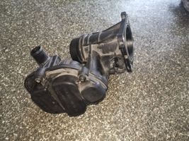 Mercedes-Benz SLK R172 Pompe à vide A2711420203