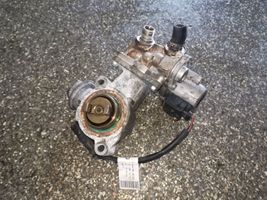 Mercedes-Benz SLK R172 Polttoaineen ruiskutuksen suurpainepumppu A2710703701