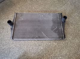 Volvo XC90 Chłodnica powietrza doładowującego / Intercooler 30748808