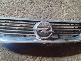 Opel Vectra B Griglia superiore del radiatore paraurti anteriore 